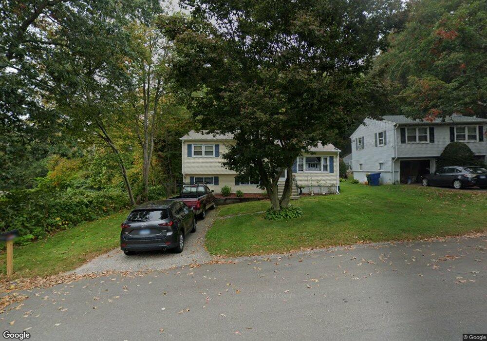 41 Piping Rock Dr, Waterbury, CT 06706 - photo 1