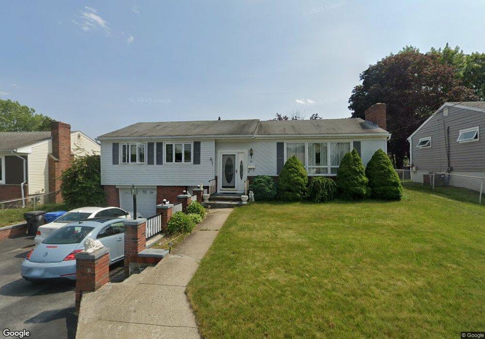 21 Hollins Dr, Cranston, RI 02920 - photo 1