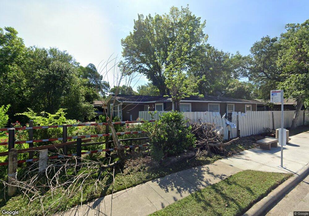7402 Dixie Dr, Houston, TX 77087 - photo 1