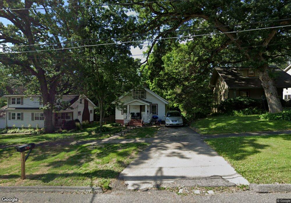 1026 Davis Ave, Des Moines, IA 50315 - photo 1
