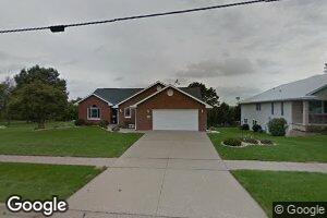 512 W Main St, Epworth, IA 52045