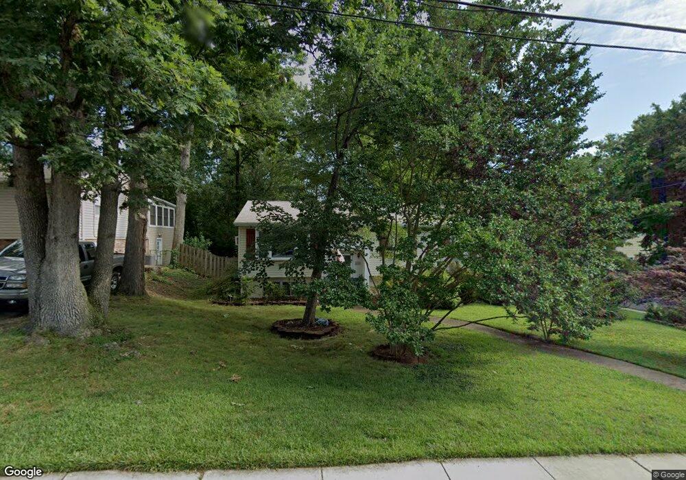 700 W Maple Rd, Linthicum Heights, MD 21090 - photo 1