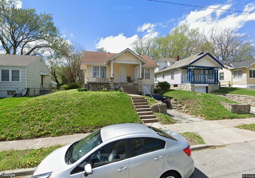 5714 Euclid Ave, Kansas City, MO 64130 - photo 1