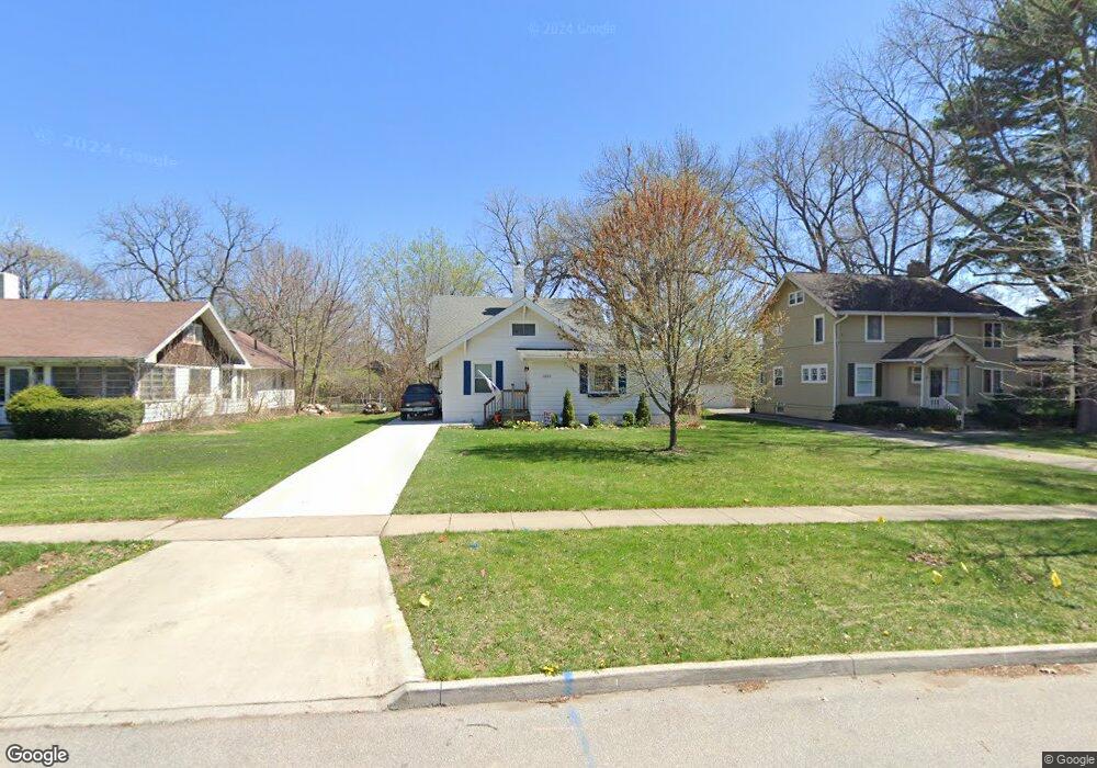 1249 43rd St, Des Moines, IA 50311 - photo 1