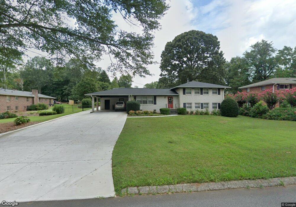 1699 Poinsetta Dr, Marietta, GA 30062 - photo 1