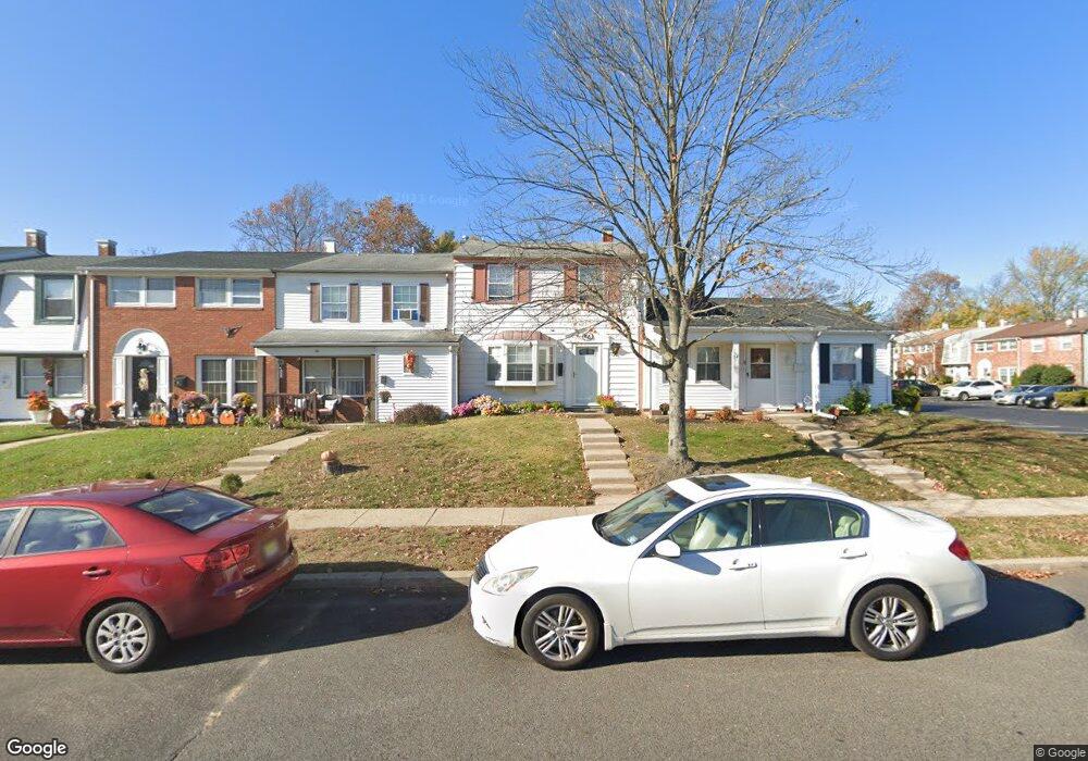 86 Rittenhouse Dr, Willingboro, NJ 08046 - photo 1