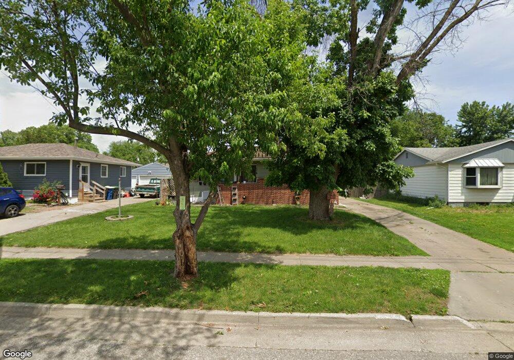 900 Jerlynn Ave, Des Moines, IA 50313 - photo 1
