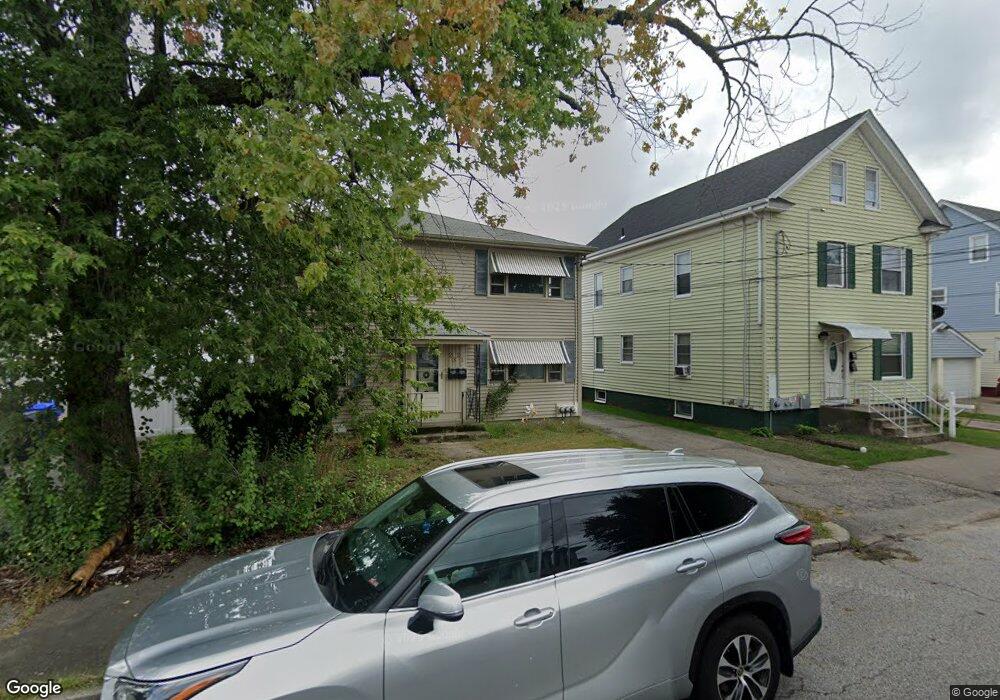 21 Booth Ave, Pawtucket, RI 02861 - photo 1