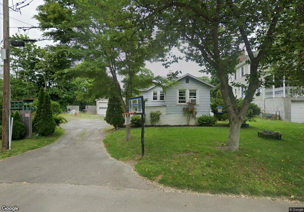 1 Garden Place, Greenwich, CT 06831 - photo 1