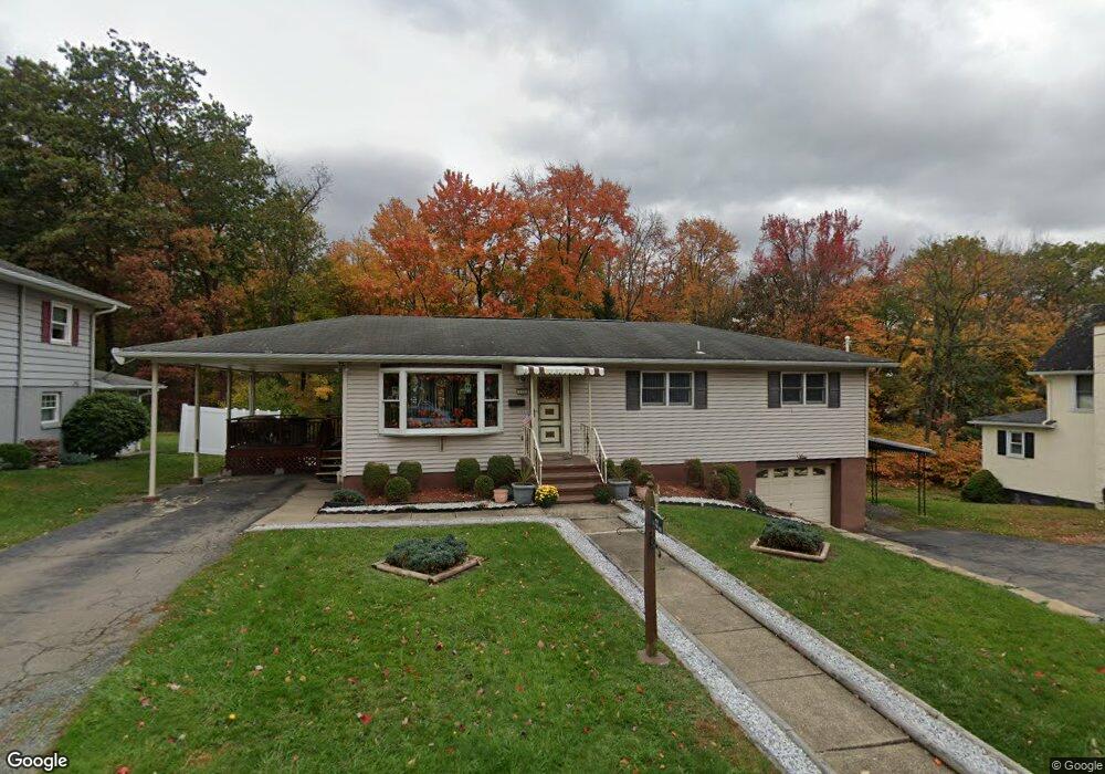 212 Flynn St, Dunmore, PA 18512 - photo 1