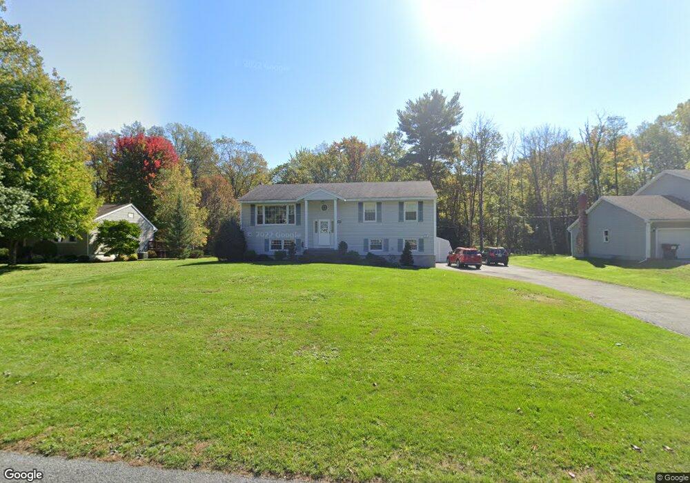 4332 Buckingham Dr, Schenectady, NY 12304 - photo 1