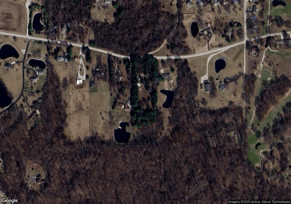 6561 W Maple Grove Rd, Huntington, IN 46750 - photo 1