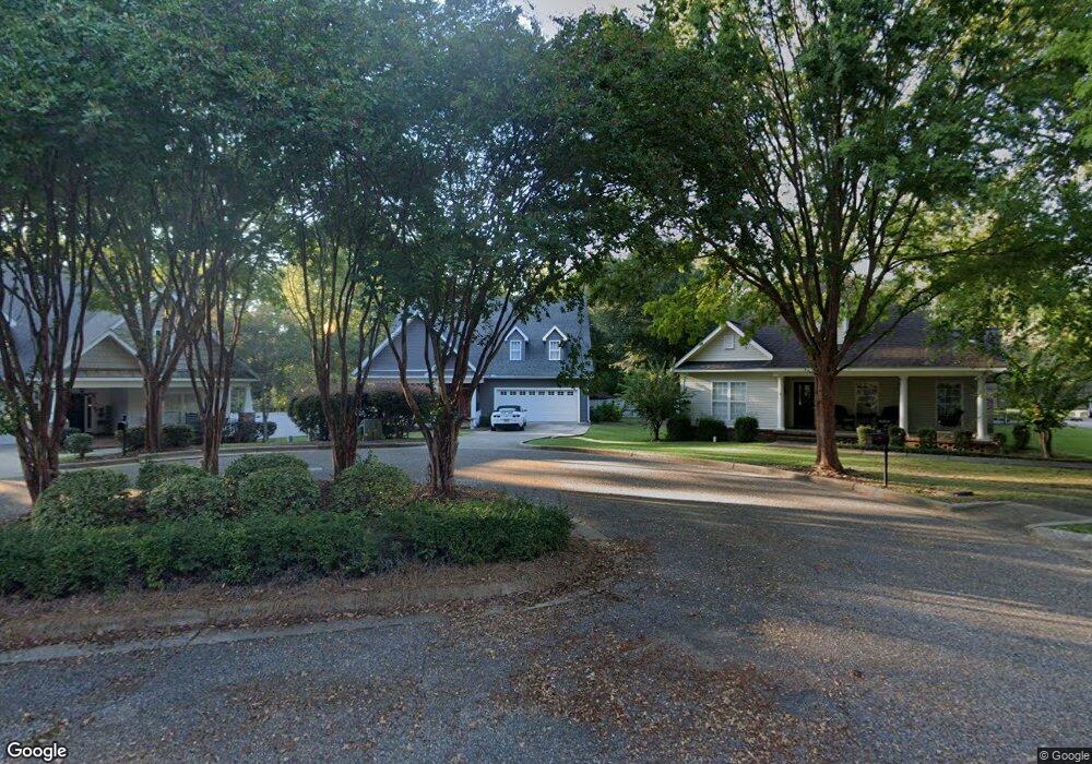 310 Orchard Cir, Dothan, AL 36305 - photo 1