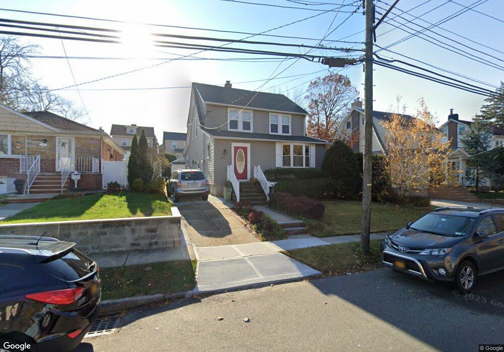21752 Corbett Rd, Bayside, NY 11361 - photo 1