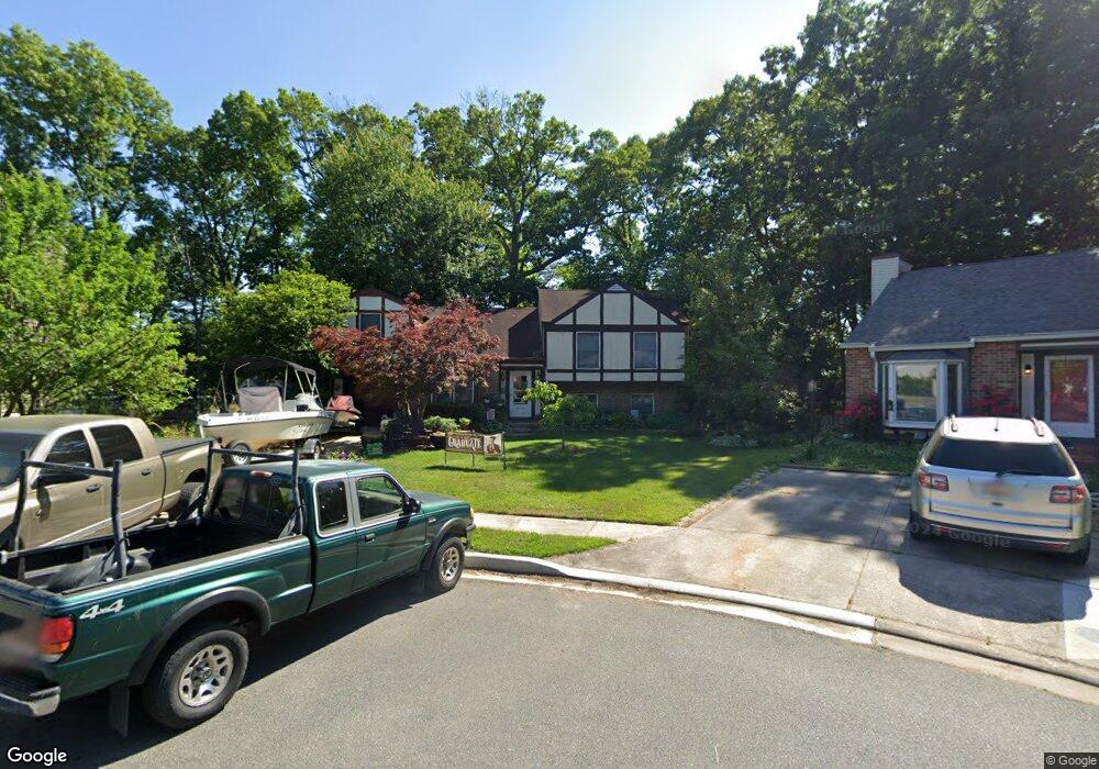 9 Beefwood Ct, Essex, MD 21221 - photo 1