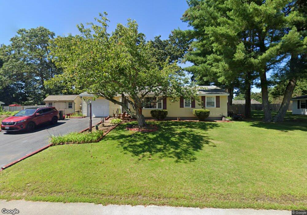 137 Jeannine Rd, Bellingham, MA 02019 - photo 1