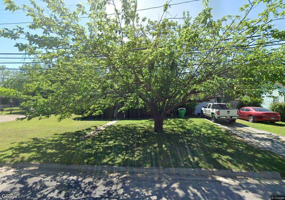 113 Line Dr, Gainesville, TX 76240 - photo 1