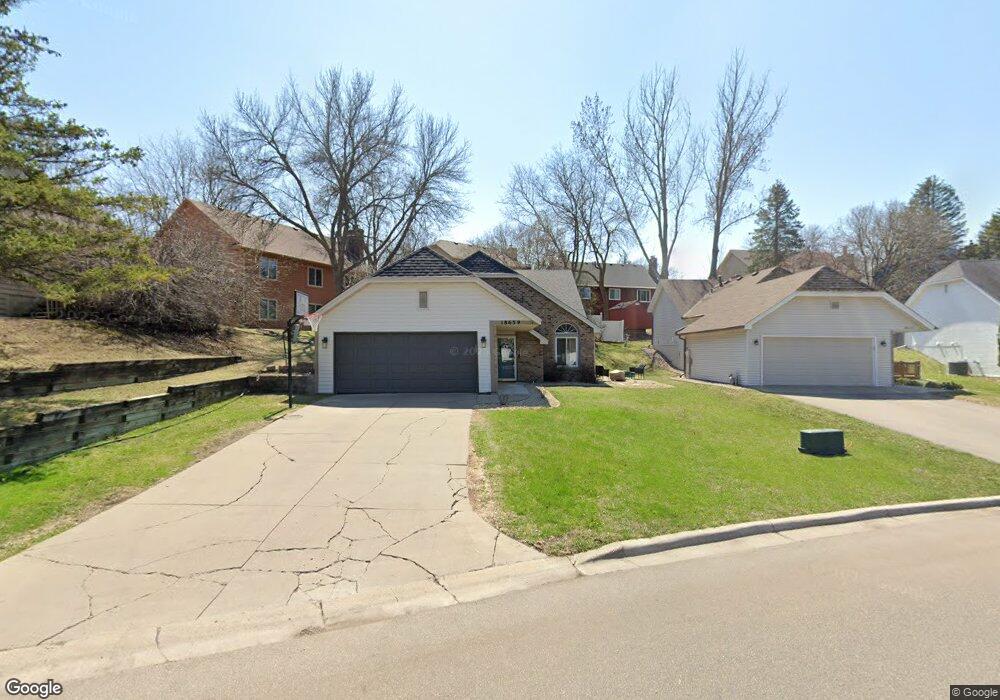 18639 Clear View Dr, Minnetonka, MN 55345 - photo 1