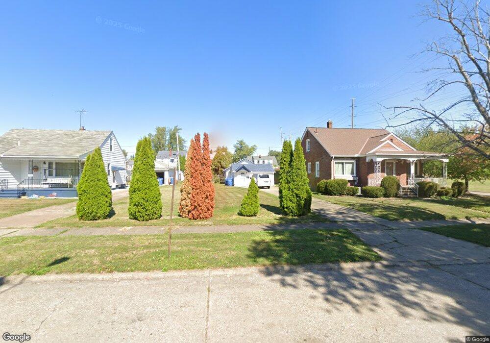 2543 E 32nd St, Lorain, OH 44055 - photo 1