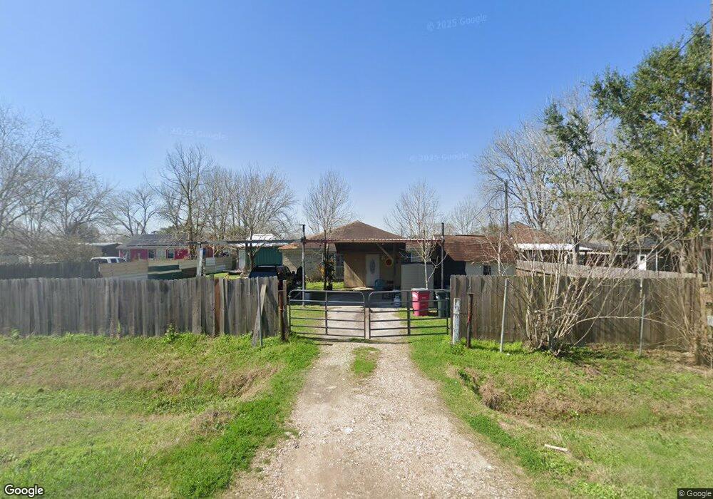 1027 County Road 712, Alvin, TX 77511 - photo 1
