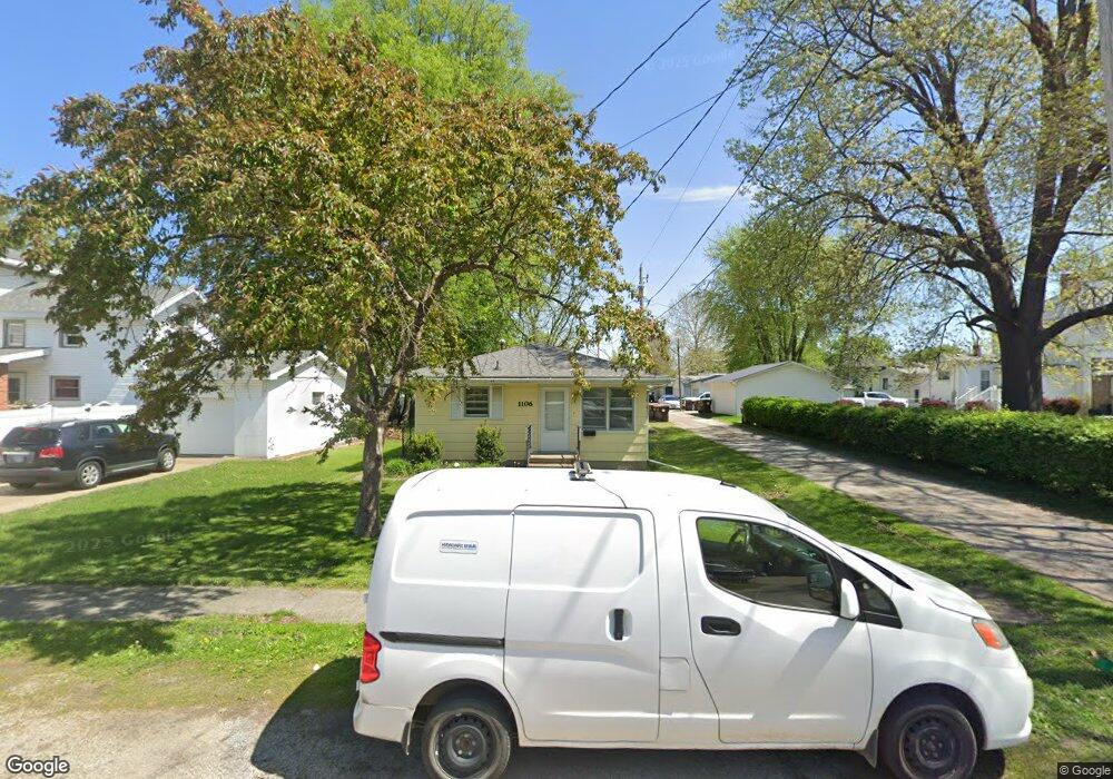 1106 Lincoln Ave, Lincoln, IL 62656 - photo 1