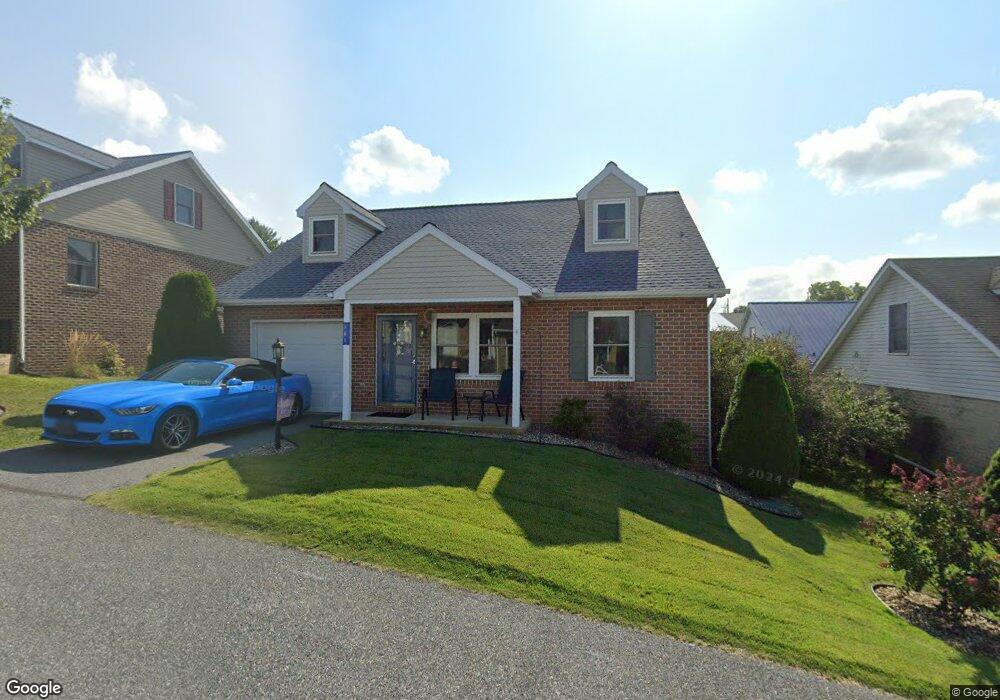161 Ash Spring Ct, Waynesboro, PA 17268 - photo 1