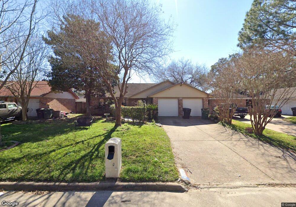 7707 Salge Dr, Houston, TX 77040 - photo 1