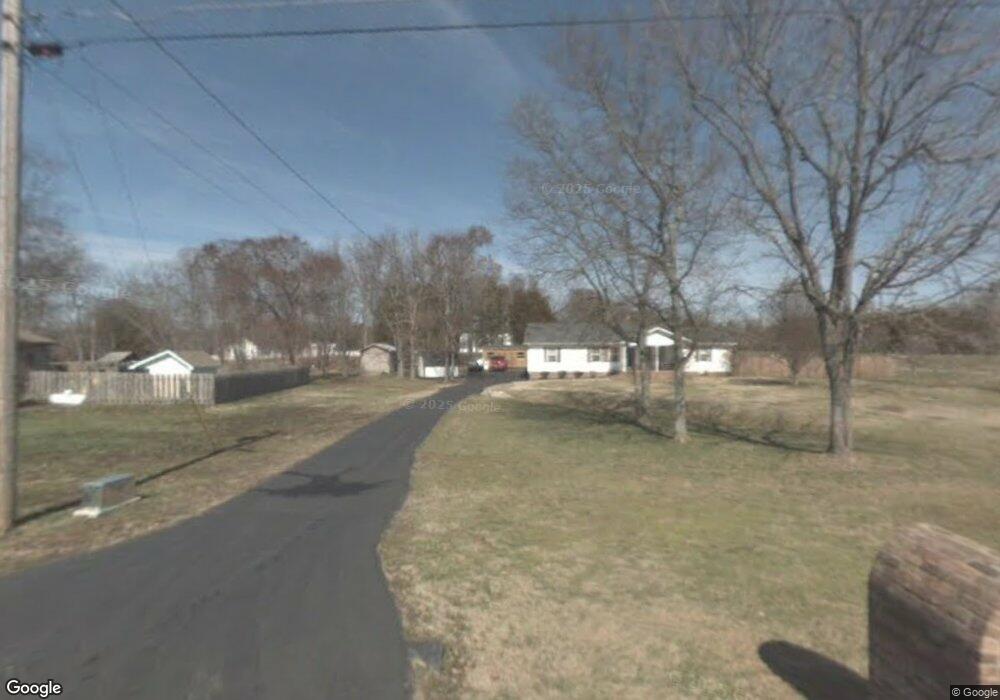 206 Cessna Ln, Shelbyville, TN 37160 - photo 1