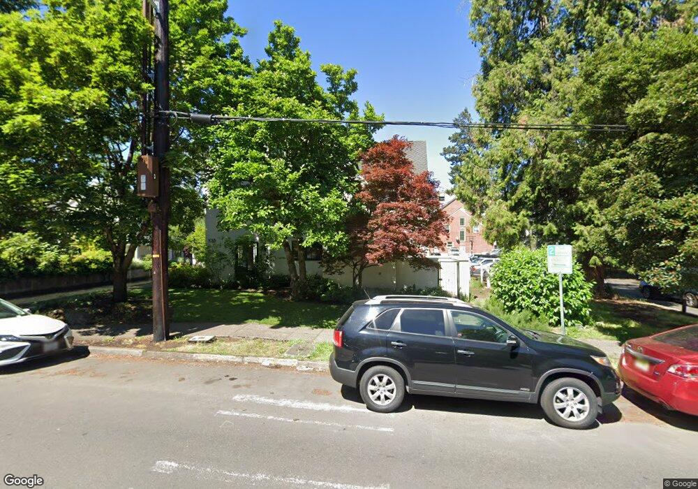 1018 Hilyard St, Eugene, OR 97401 - photo 1