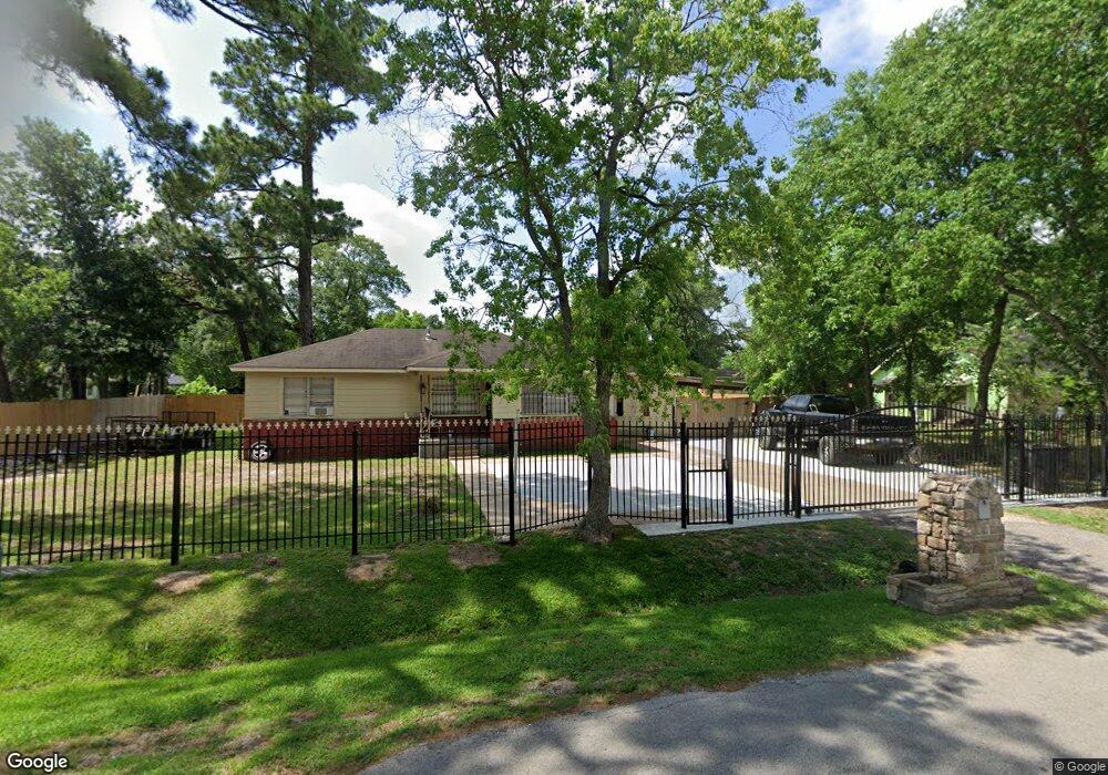 2424 Mcdaniel St, Houston, TX 77093 - photo 1