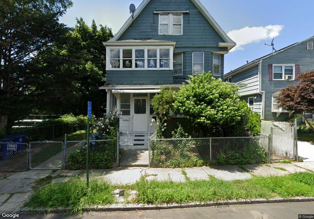 25 Kent Ave unit 27, Bridgeport, CT 06610 - photo 1