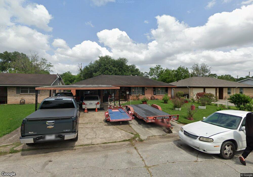 9818 Cheeves Dr, Houston, TX 77016 - photo 1