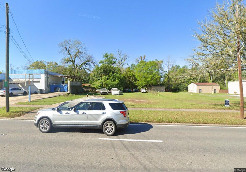 711 N Madison St, Thomasville, GA 31792 - photo 1