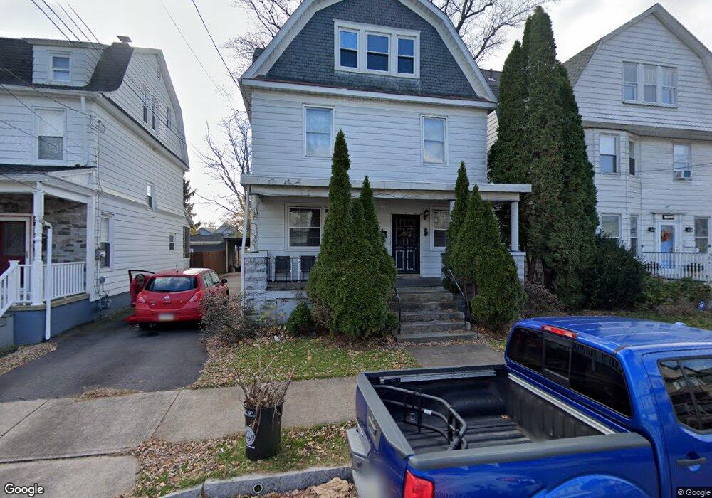 54 Elizabeth St, Wilkes Barre, PA 18702 - photo 1