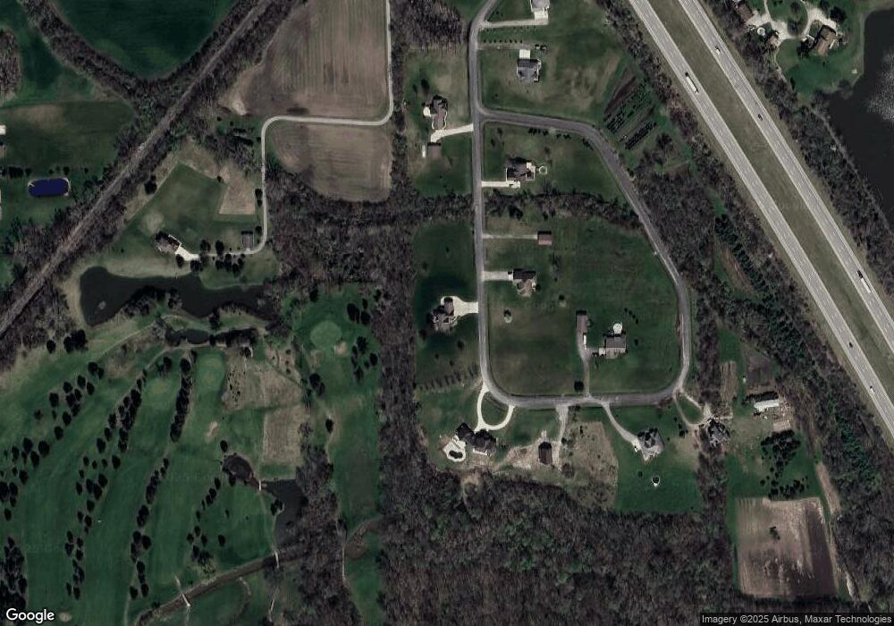 13733 Crooked Creek Ln, Carleton, MI 48117 - photo 1