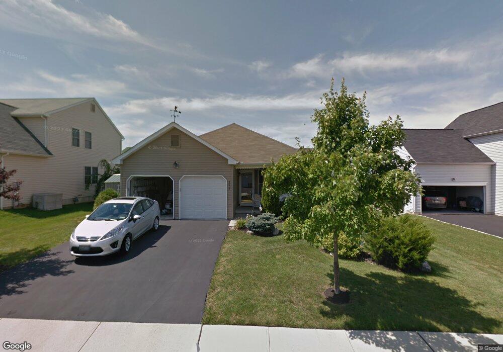 1817 Merlot Dr, Easton, PA 18045 - photo 1