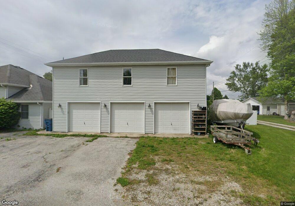 702 N Maple St, Converse, IN 46919 - photo 1