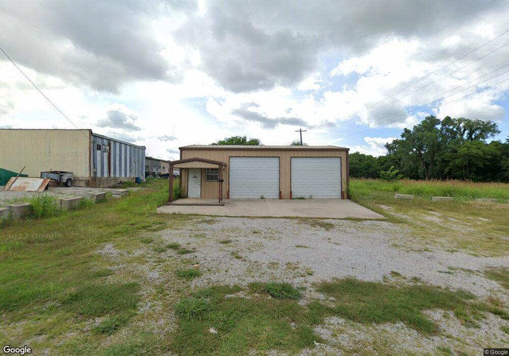 1401 Refinery Rd, Ardmore, OK 73401 - photo 1