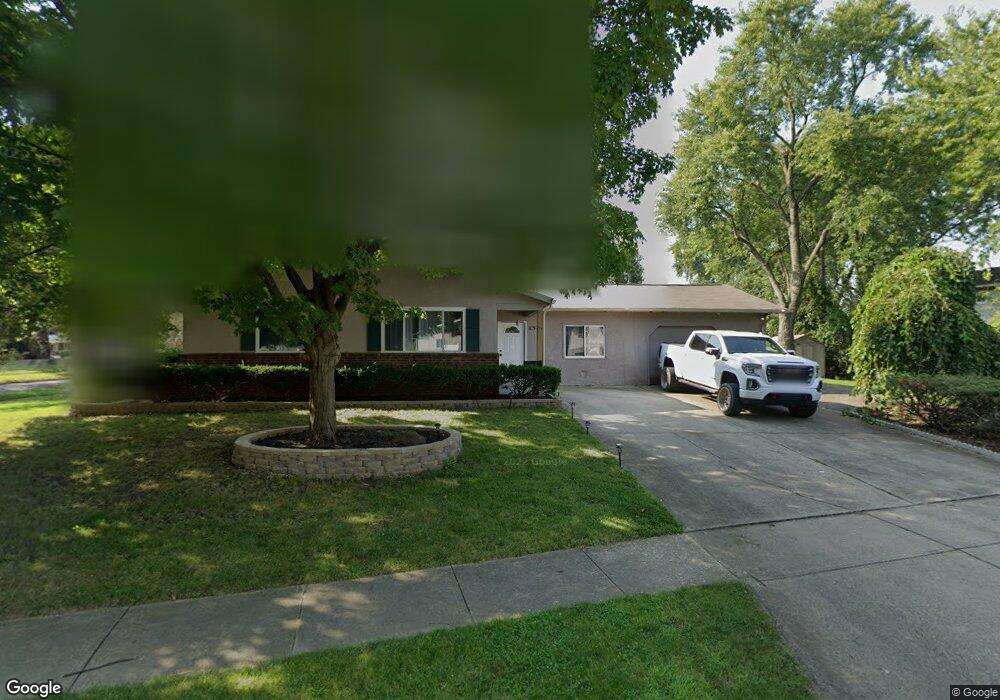 1325 Kildale Square N, Columbus, OH 43229 - photo 1