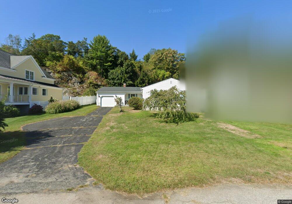 5 1/2 Grove Ave, Mystic, CT 06355 - photo 1