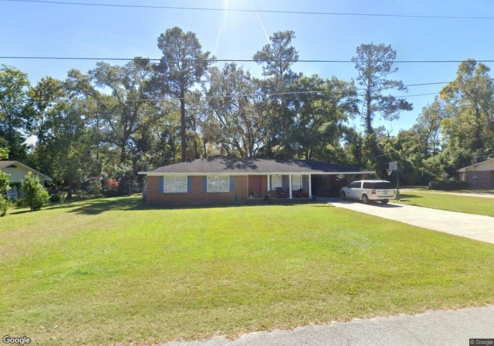 304 Mary St, Blackshear, GA 31516 - photo 1