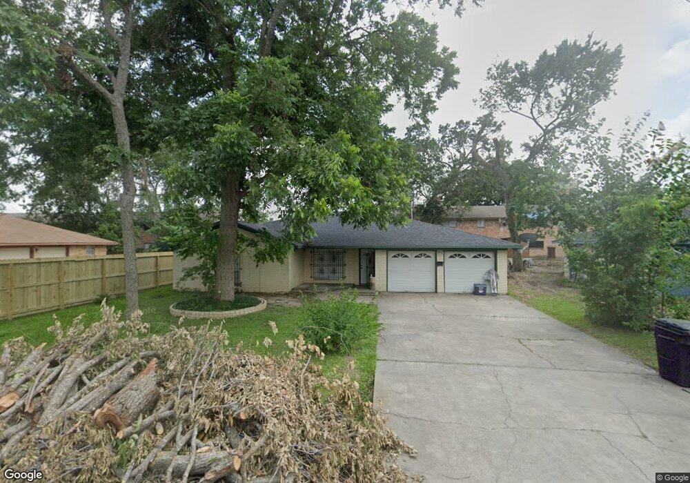 219 Betral St, Houston, TX 77022 - photo 1