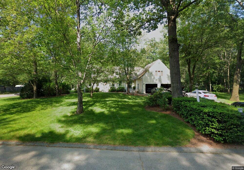 2 Chatfield Dr, Litchfield, NH 03052 - photo 1