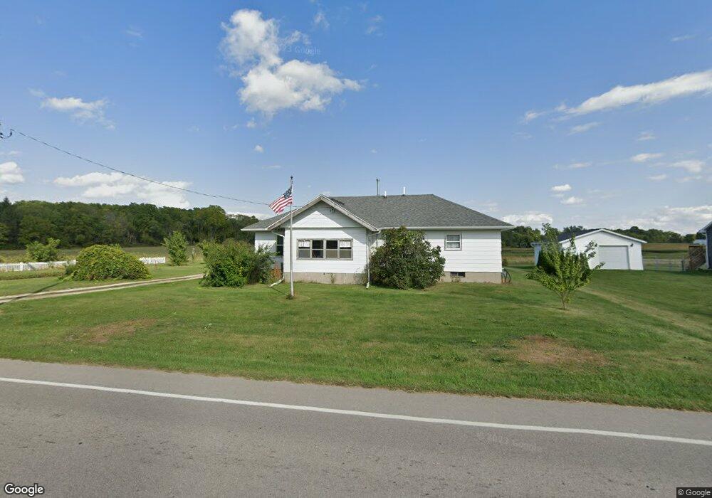 221 S Rutland Ave, Brooklyn, WI 53521 - photo 1