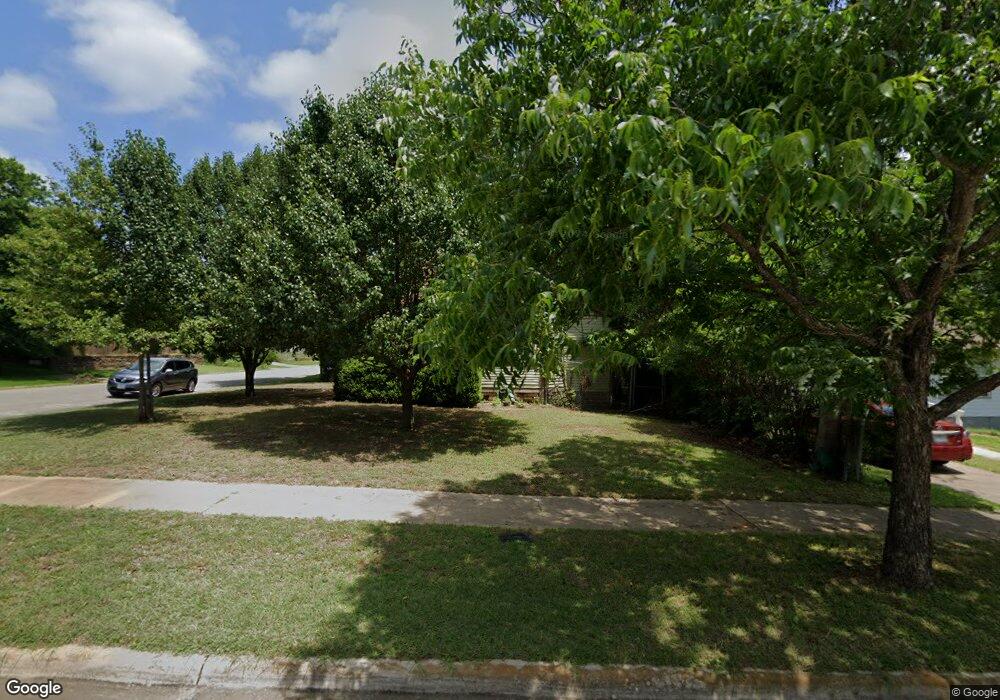 931 W Shepherd St, Denison, TX 75020 - photo 1