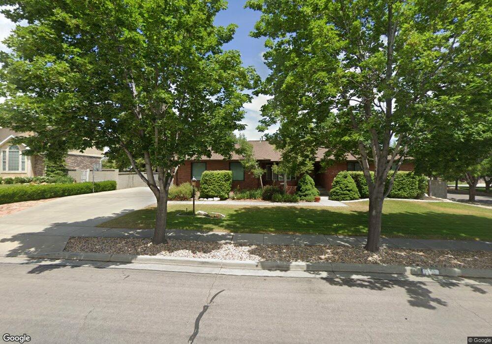2472 Winding Way, South Jordan, UT 84095 - photo 1