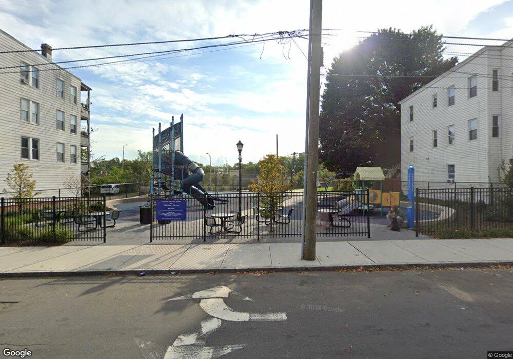 915 Bank St, Waterbury, CT 06708 - photo 1