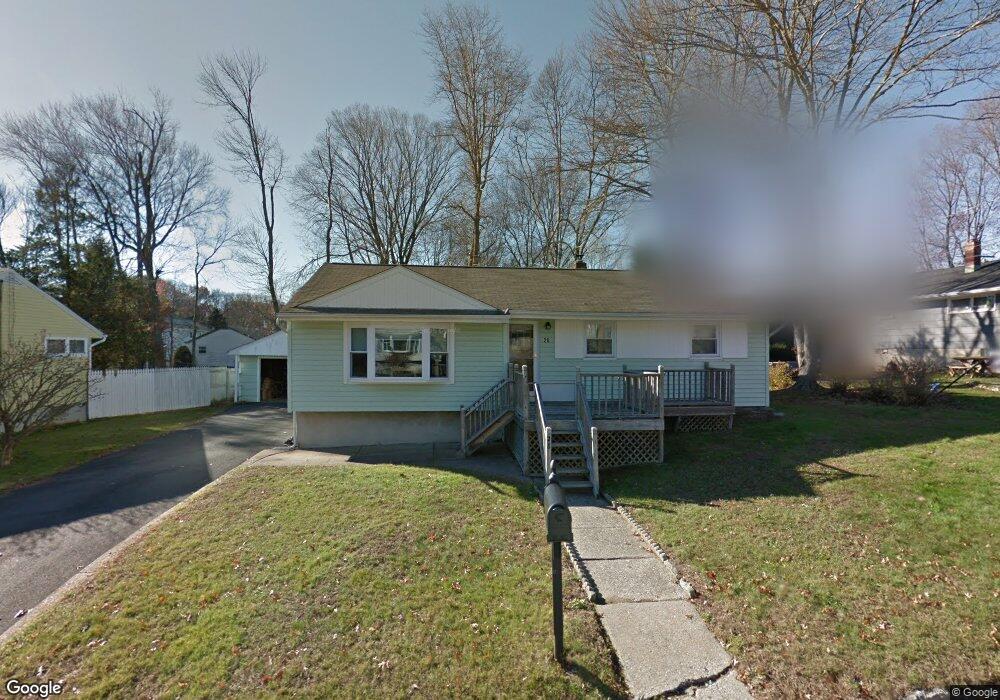 28 Rogerson Cir, Bridgeport, CT 06606 - photo 1