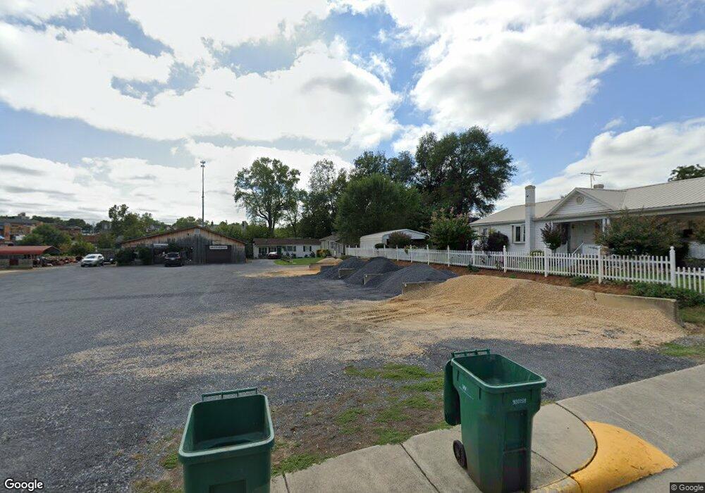 9 Mechanic St, Luray, VA 22835 - photo 1