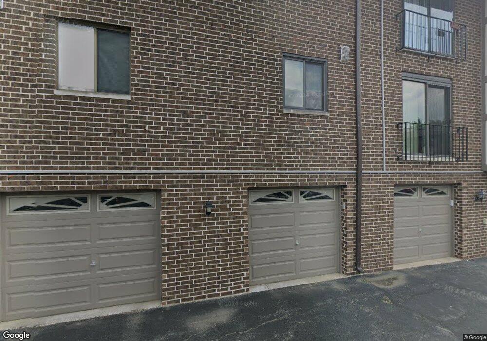 1756 S Washington St unit 1756, Naperville, IL 60565 - photo 1